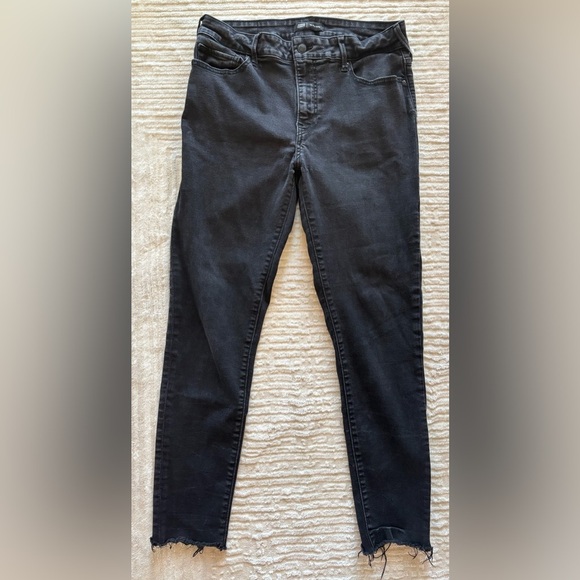 True Religion Jennie Curvy Mid Rise Skinny Jeans - Size 31 - Picture 2 of 4